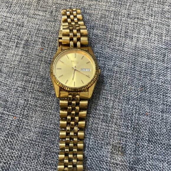 Watches mens womens Antique Bulova, Seiko, Citizen, Elgin, Casio, Milan etc - Picture 4 of 5